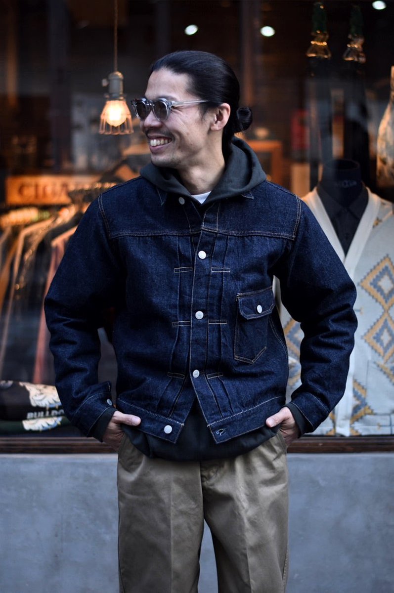 SMACLO's tweet image. 別注デニムジャケット【lot.520SCS】明日3/15(金)再入荷です！！！
ameblo.jp/smaclo-2/entry…
#pherrows #smaclo