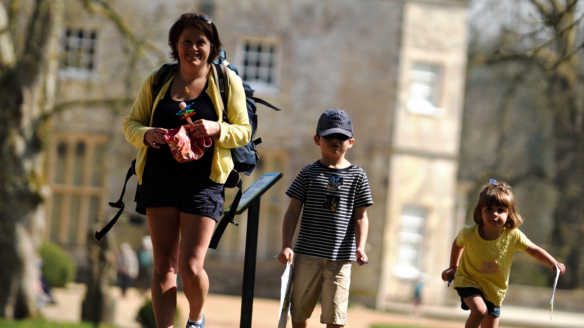 We're hopping towards three weeks of Easter adventures at Mottisfont... Experience all the fun of a spring fete from 23 March - 14 April: nationaltrust.org.uk/visit/hampshir…