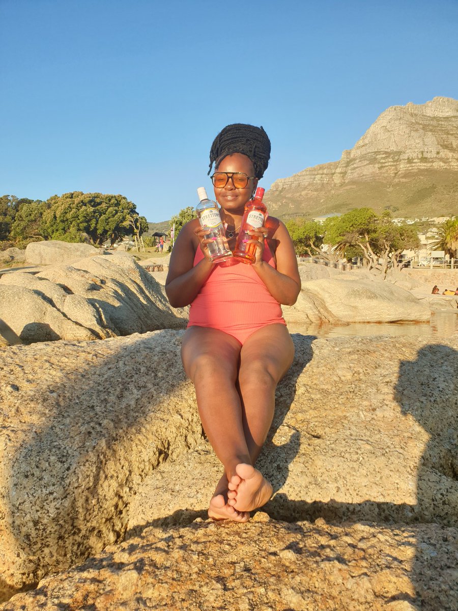 Boity4_Monareng's tweet photo. After such an amazing win from @StrettonsGin this is from me to you, thank you😍🏝️😊 https://t.co/5YAQslmCoj