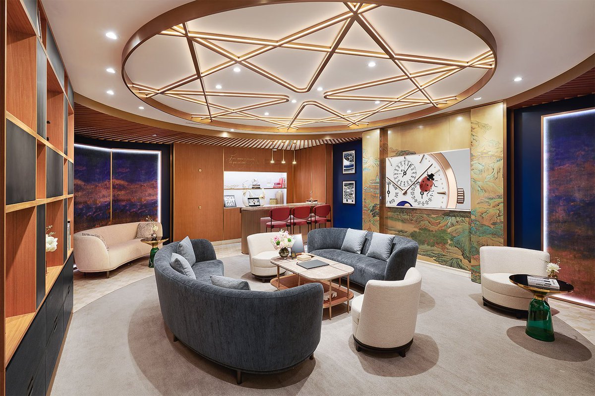 customshowcase's tweet image. Innovative design concepts show unlimited possibilities
1. Capture market trends and create personality
2. Personalized customization to convey brand value
3. Break through tradition and create visual impact
4. Presentation of brand story and carrier of charm
#watchstoredesign