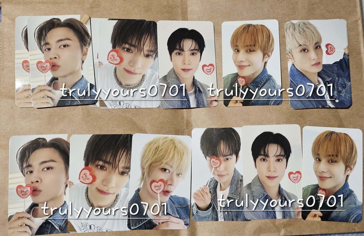 wts lfb ph nct 127 the great unity md white day week limited edition tin case photocard pc 

95z set - 1800
djj set - 2000
johnny / yuta - 400
taeyong - 700
jaehyun / mark - 900
jungwoo - 500

*buy 2 or more pc to get a tin case

dop - 50% payo, 50% on or before 3/25