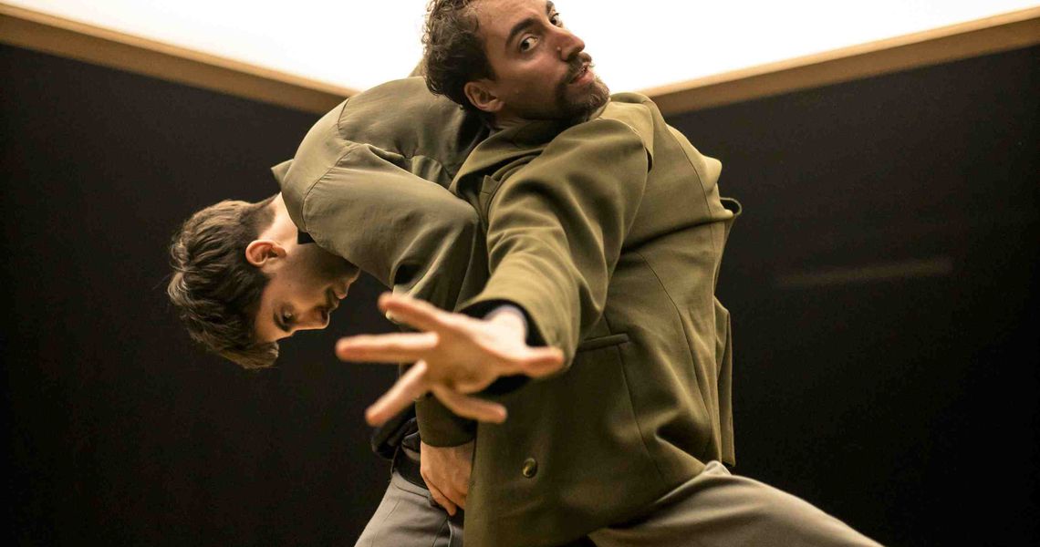 teatreprincipal's tweet photo. Aquesta setmana al Principal de Palma:
🩰 “Los Perros”, #dansa amb Marcos Morau i Led Silhouette
🎶 Cris Juanico presenta "Cançons de Xerxa”
🎼 Stabat Mater de J. Haydn, #concert de #pasqua
Bona setmana!
Tot ➡️https://t.co/mYD0DcufZG #ViualPrincipal https://t.co/s3a7fHtocg