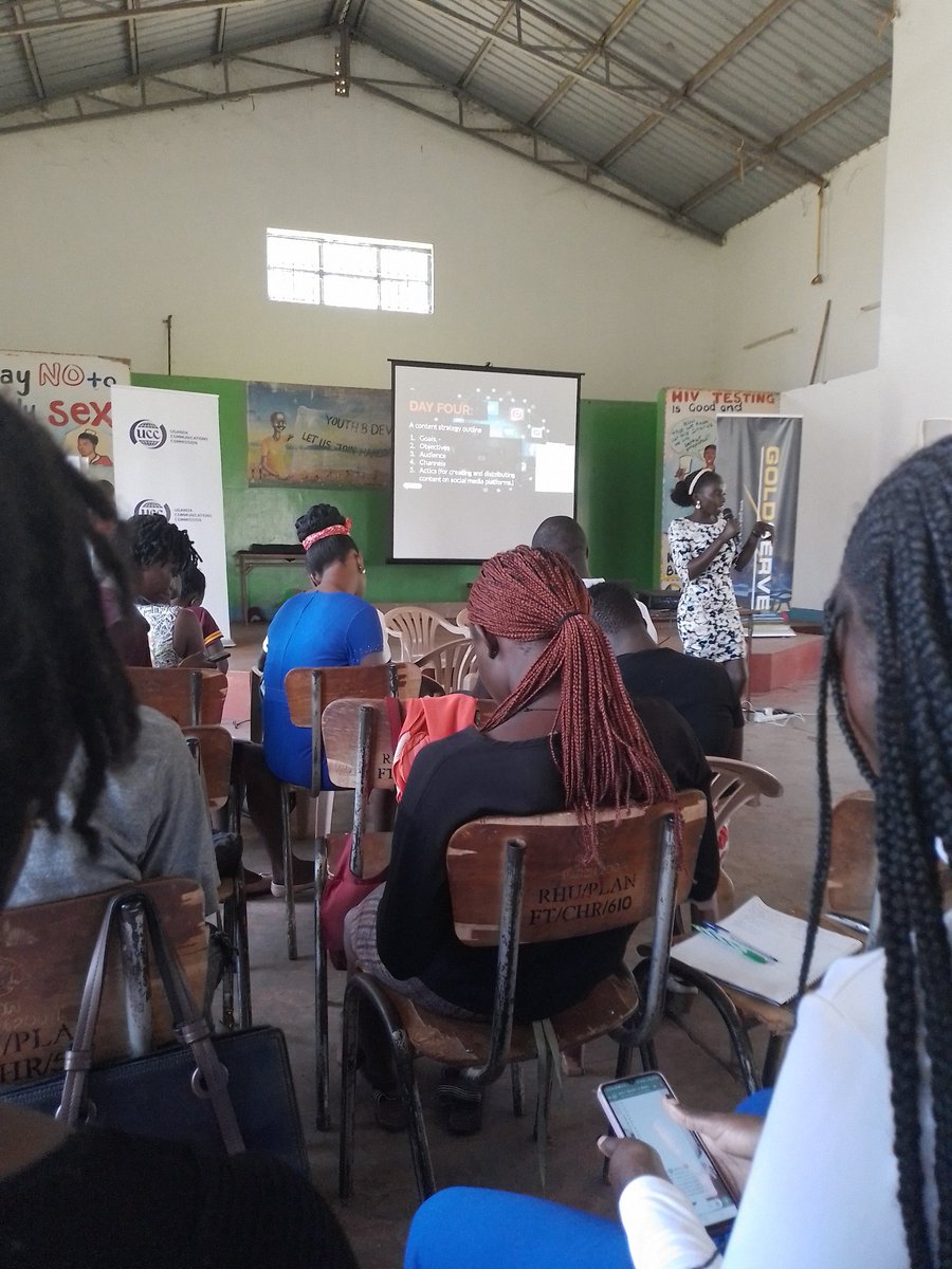 Engrmosesosinde's tweet photo. I would like to appreciate all the facilitators of ucc for bringing this opportunity of social media platforms to the youths of Tororo District #mozeosinde https://t.co/lT1NTD955f
