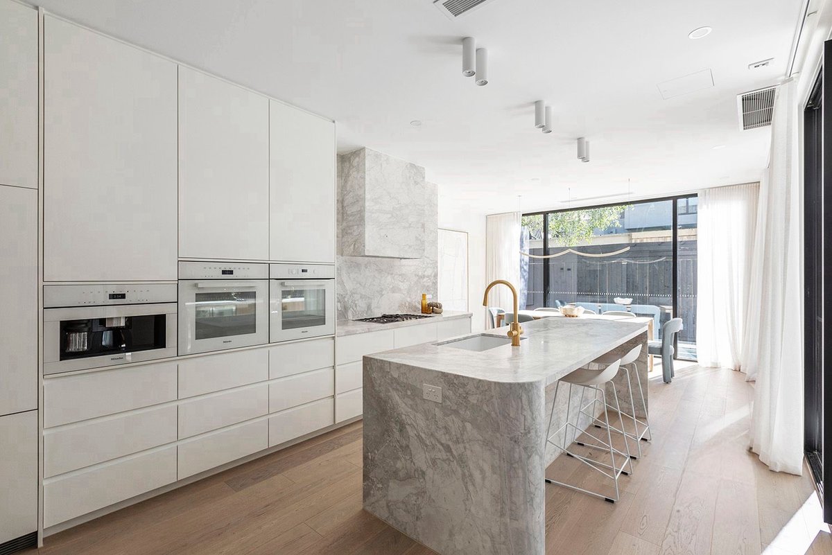 metropropertie's tweet photo. 🌟 Discover new townhouses for sale in Kooyong! 🌟
📍 11 Horace Street, KOOYONG VIC 3144 
🛏️ 4 Beds 🛁 4 Bath 🅿️ 2 Parking 📏 326 Internal(m2) 
💰 Priced from $4.1M 

Don't wait, call us now to secure your dream home! 🏡💫
🔗 https://t.co/dPXlikUPBy
📲 0450-878-532 https://t.co/PfVLUWXw0d