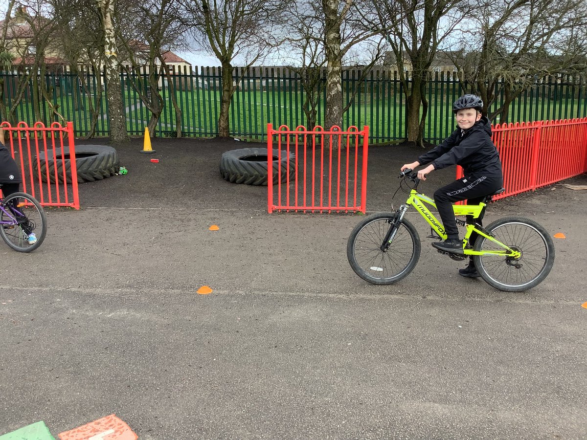 Low Ash Primary tweet media