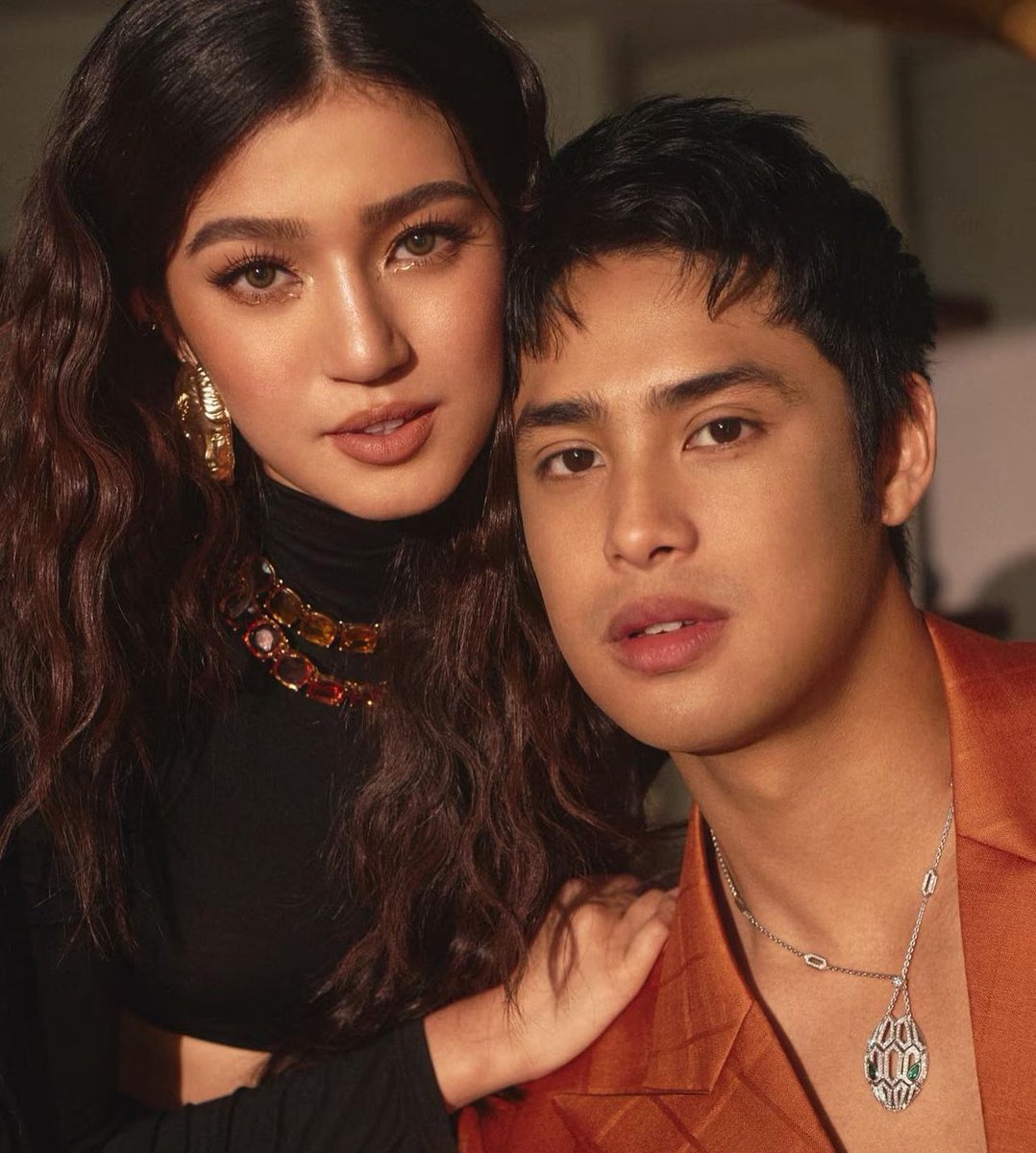 FedeleFangirl's tweet photo. The First Prom King  &amp; Queen!

DONBELLE REIGNING ROYALTY

#DonnyPangilinan | #BelleMariano
#DonBelle https://t.co/KeXx0pw2vf