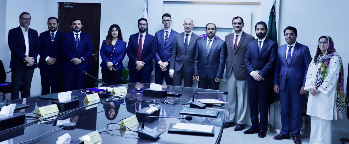 Proud to announce 🇩🇰 initiative of strengthening Pakistan’s capacity to prevent violent extremism, especially in digital spheres! Reaffirmed the commitment together with 🇵🇰 National Coordinator, @NACTAPK alongside our implementing partner 🇺🇳 @UNODCPakistan
