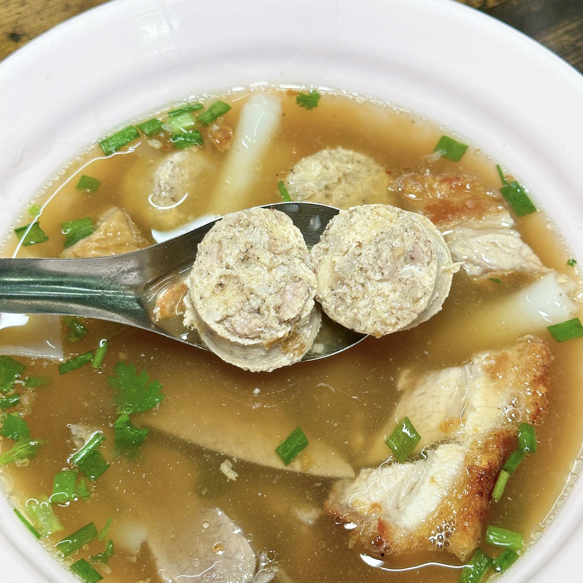 สมบูรณ์​ โตมากิน tweet media