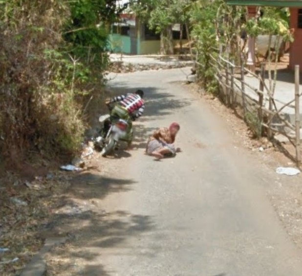 Sosmedrecehh's tweet photo. KUMPULAN FOTO TERTANGKAP KAMERA GOOGLE MAPS 

AUTO NGAKAK😭

- A Thread - https://t.co/5yJPY99pt4