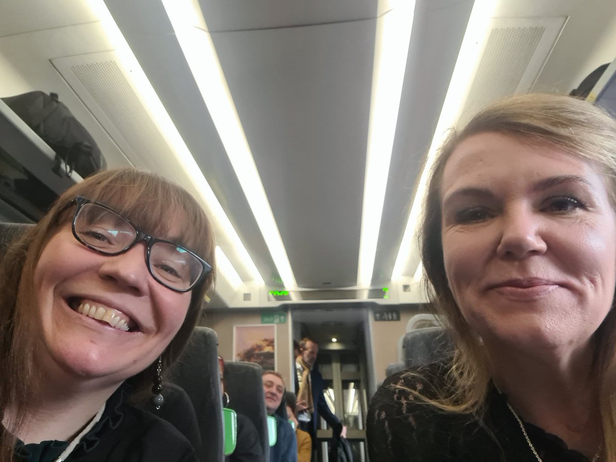 Excited to be on our way to SNTA live judging for the teaching innovation of the year award! #SNTA @ExeterNurse @uniofexeHLS @kirstycracknel2