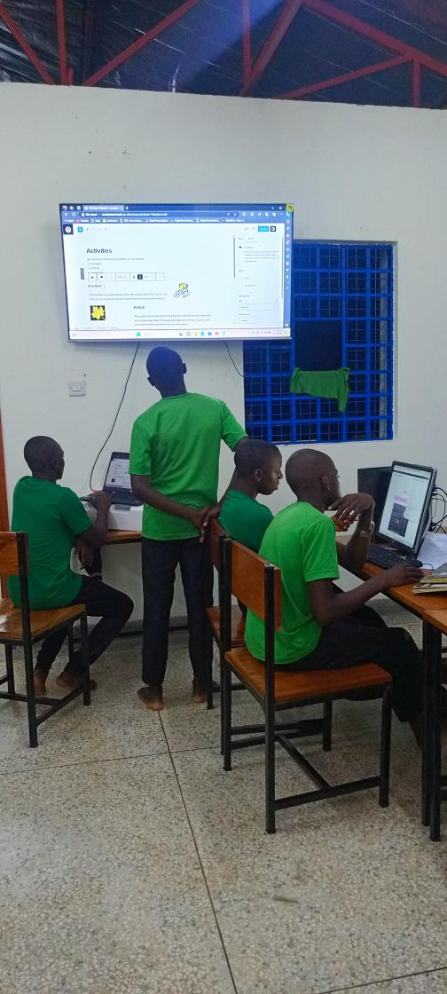 Show them what to do, they surprise you on what they do with the themes and plugins to build a website using #WordPress . @SteveUG @ictteachersug @mrogers4christ @EduTechCenter @WordPressJinja @WordPressMasaka