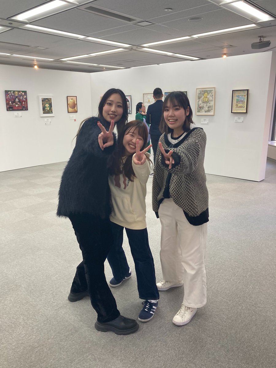 ODC_Graphic's tweet photo. 【展示情報】
本日より始まりましたBILLIKENCREATORSOSAKA2024

グラフィックデザイン学科の作品たくさん展示しております✨また教員の作品も展示しておりますので、ぜひともご覧くださいね！

#大阪デザイナー専門学校 #ビリケンさん https://t.co/nwdTtXfwow