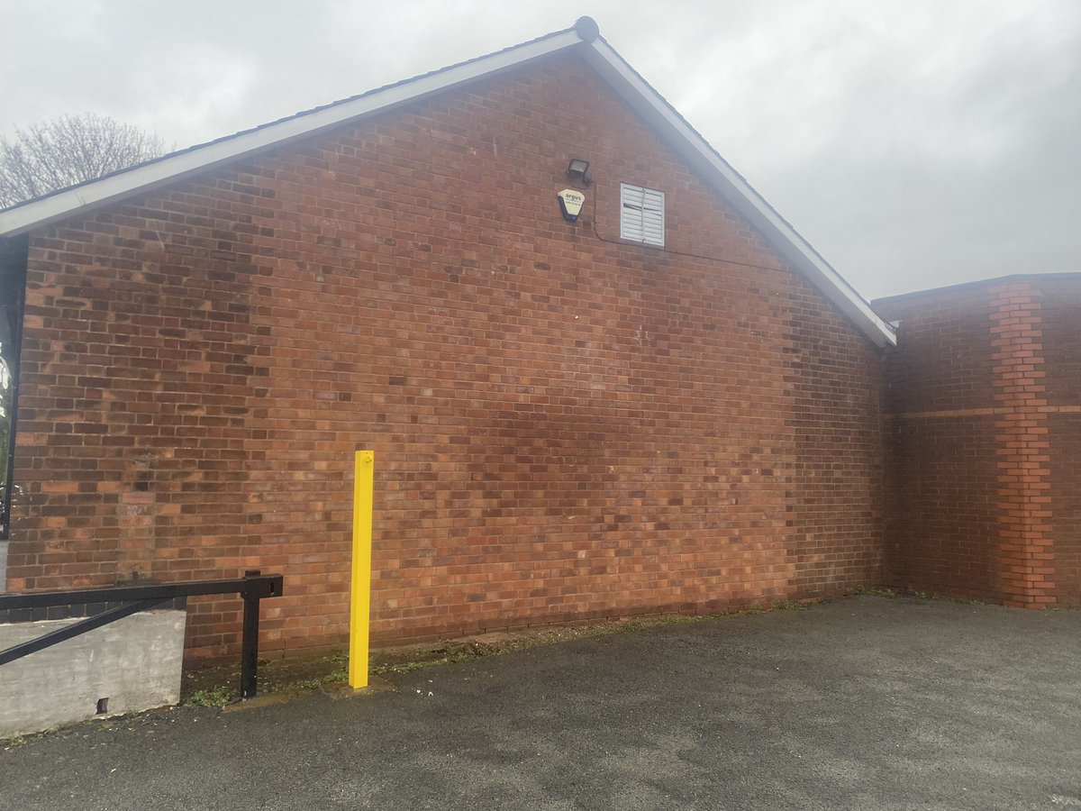 OnTheWayWigan's tweet photo. It’s happening! Just look at the freshly cleaned walls of the Annex building, looking so much better already 😍

On The Way is slowly making it’s way to the community.
And we shall make sure to keep you all well updated with each bit of progress😉 https://t.co/R8I6WofoTm