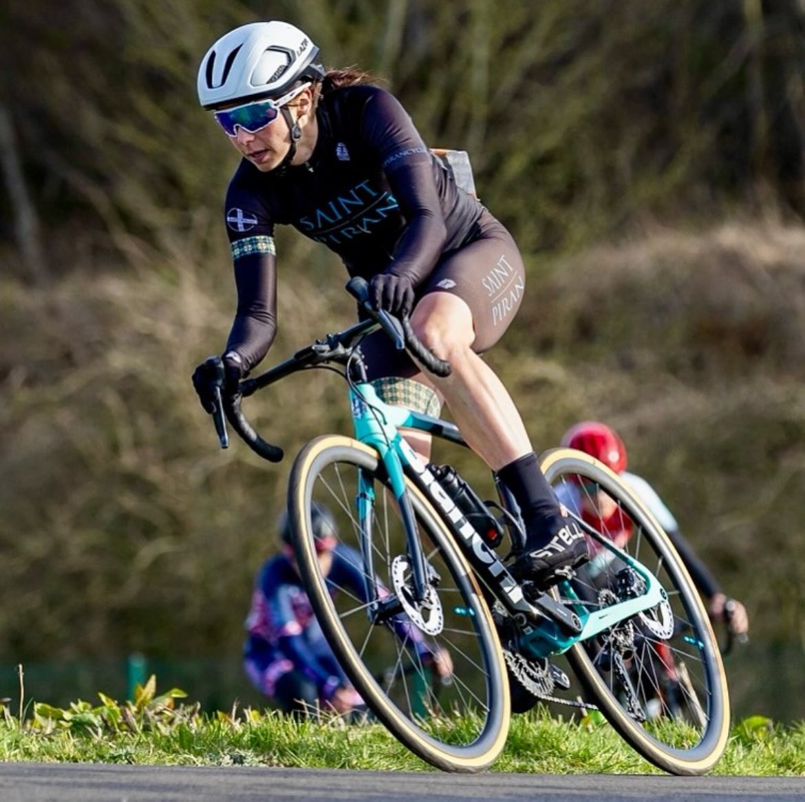 More racing news! Rachel Galler has also been in action recently at the L’Enfer du Linlithgow Spring Classic in Scotland 🏴󠁧󠁢󠁳󠁣󠁴󠁿 She had a very successful day out, with a 🥇 in the ITT stage then 🥉in the crit.

Well done Rachel 👏🖤💙  

📸 Jax MacKenzie Photography