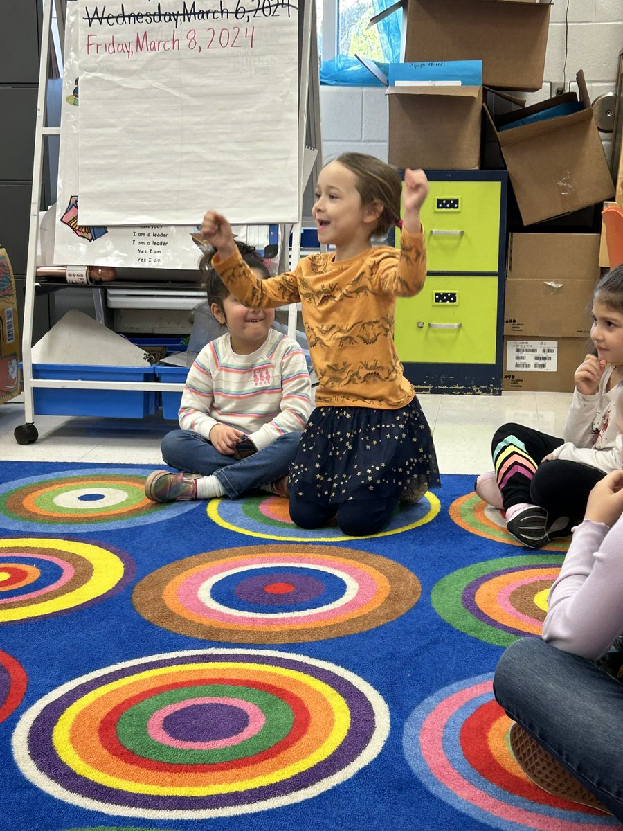 The feelings during morning meeting are simply awesome. 😊Kindergarten is really THE BEST place on earth. ❤️⭐️