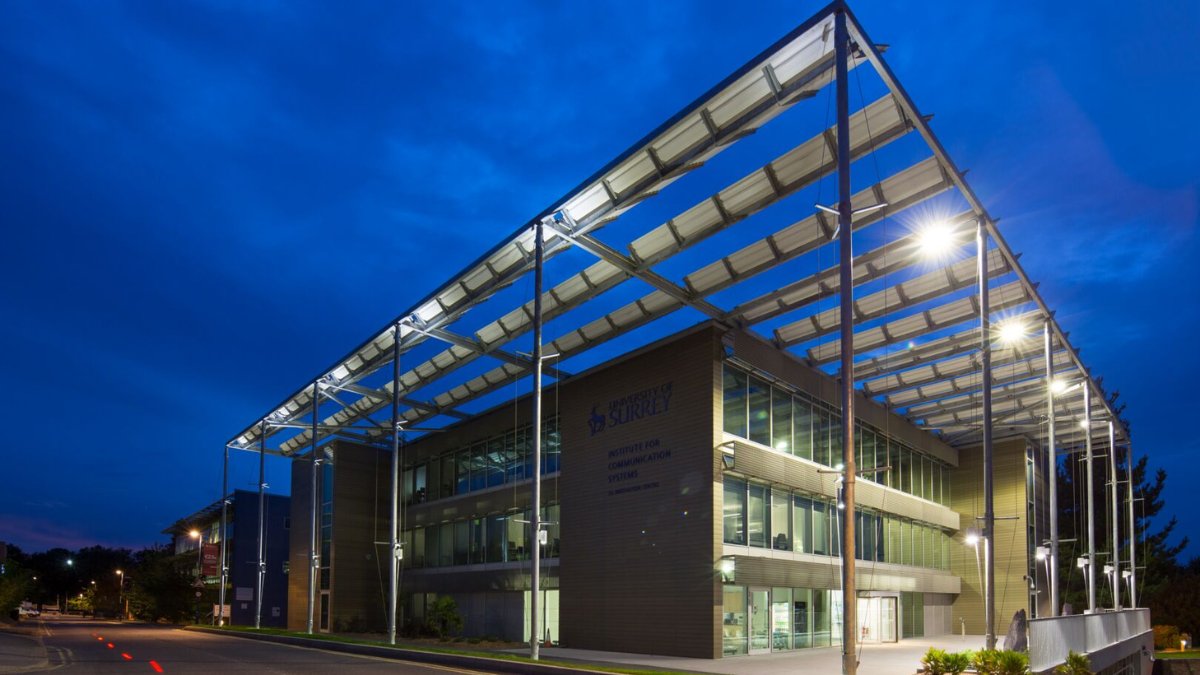 @EPSRC announces new @Surrey5GIC led, £8 million Centre for Doctoral Training in Future Open Secure Networks (FORT) ow.ly/woRw50QT2Rh #SurreyResearch #5G #6G #Telecoms