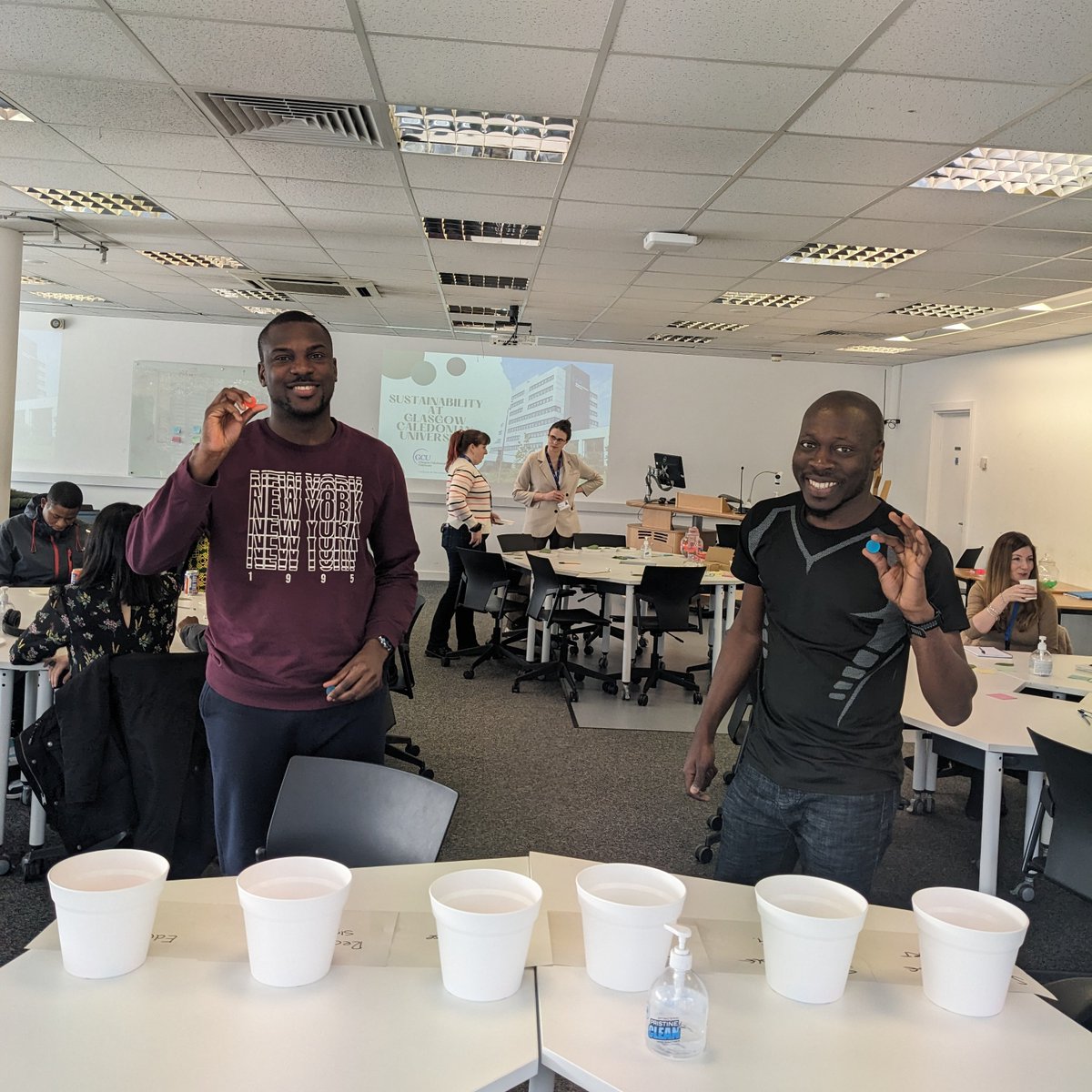 The Big Conversation took place yesterday, an event that encourages staff and students to come together to voice their opinions on different aspects of the student experience, share their thoughts and give feedback🗣️

This trimester's theme was 'Sustainability and your Mental