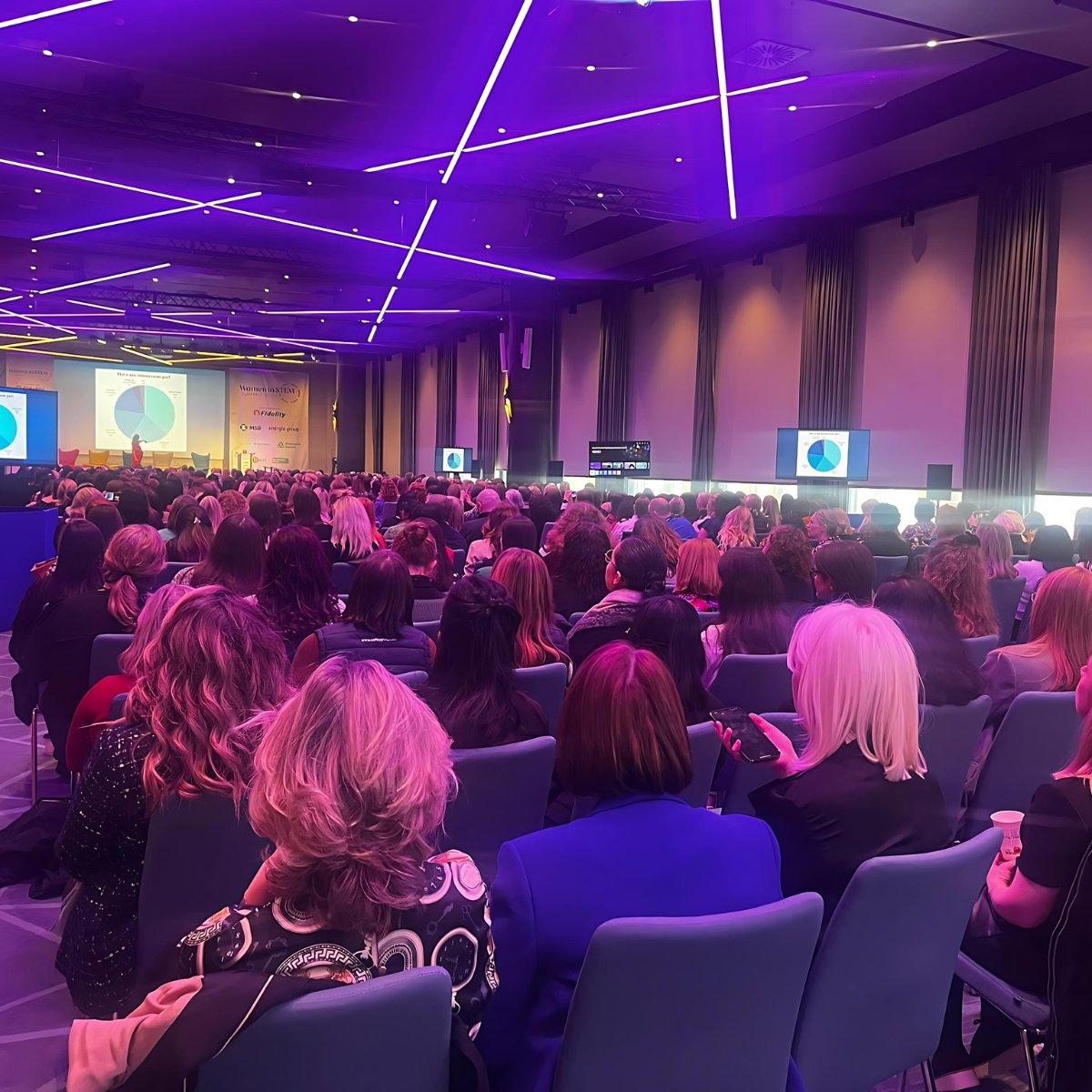 Yesterday’s @WomeninSTEM_ie Summit was incredibly inspiring, especially Codex CEO Patrick Murphy's insights on 'Accelerating Female Corporate Leadership.'

One other moment that stuck with us was from @Fidelity Lorna Martyn: 'Be Yourself. Everyone Else is Taken.'

#WomeninSTEM24