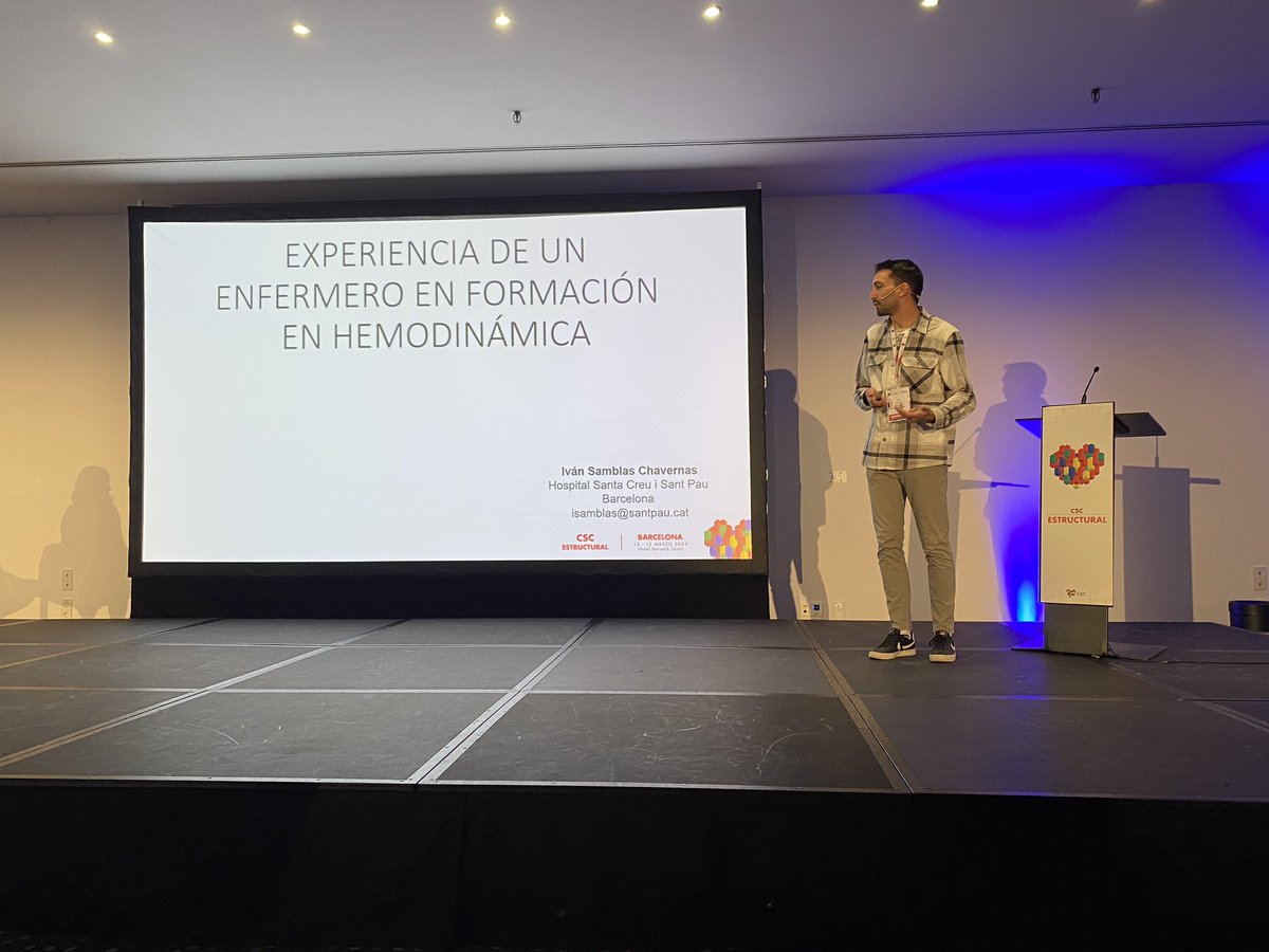 atari_bcn's tweet photo. @enferhemo Después de la pausa-café, Iván Samblas nos cuenta su experiencia como #enfermera de formación en hemodinámica. Se pregunta qué le estamos contando 😂😂 #CSCESTRUCTURAL2024 https://t.co/AhQ4dxoXIC