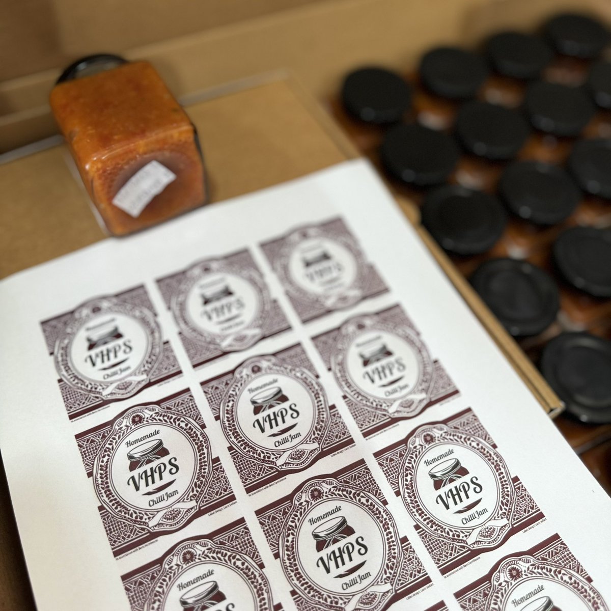 Mr. Alex tweet media