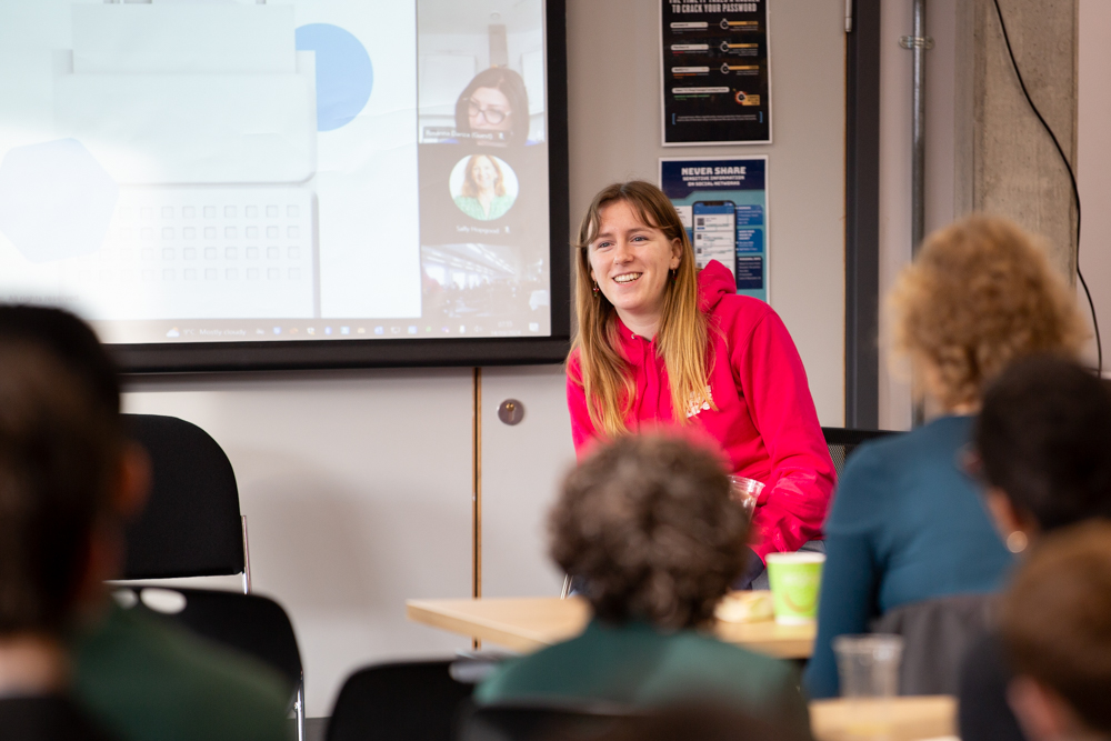 stbenedicts's tweet photo. Huge thanks to Code for Life for the insight into Ocado at our careers breakfast this morning! 🛒 Parents, pupils, and staff got a sneak peek into warehouse ops, from selecting items to packing (robots are involved!) 🤖 #CodeForLife #Ocado #BehindTheScenes @codeforlifeuk https://t.co/LTFceCnpJ6