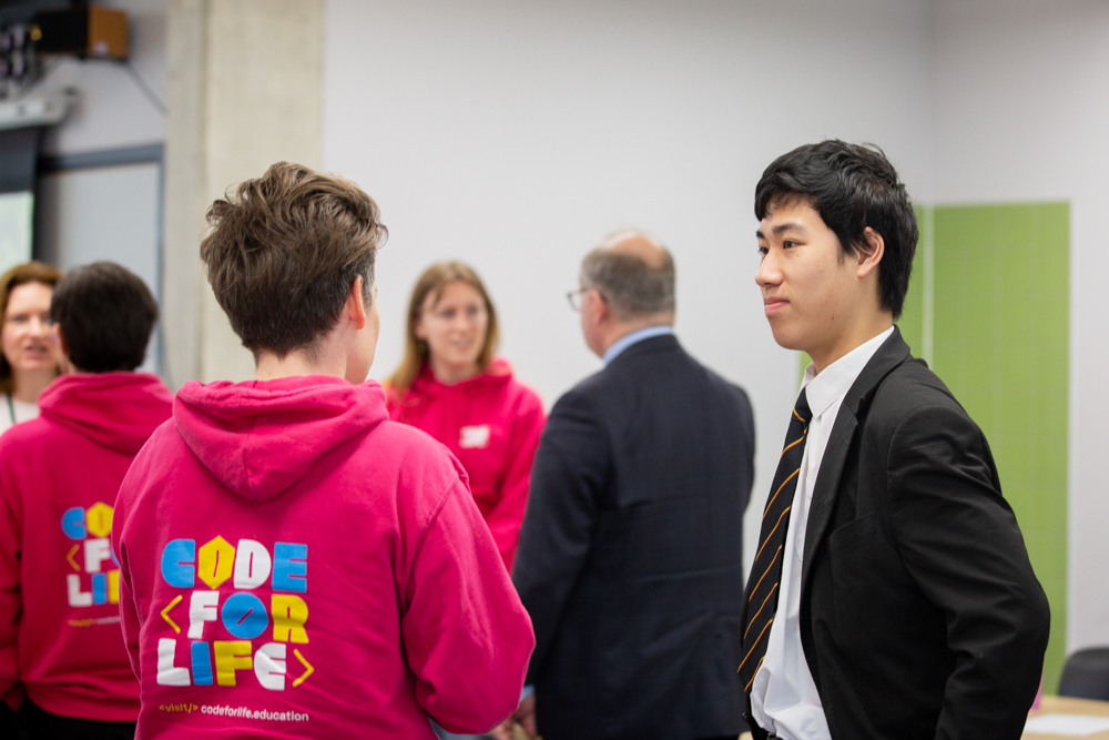 stbenedicts's tweet photo. Huge thanks to Code for Life for the insight into Ocado at our careers breakfast this morning! 🛒 Parents, pupils, and staff got a sneak peek into warehouse ops, from selecting items to packing (robots are involved!) 🤖 #CodeForLife #Ocado #BehindTheScenes @codeforlifeuk https://t.co/LTFceCnpJ6