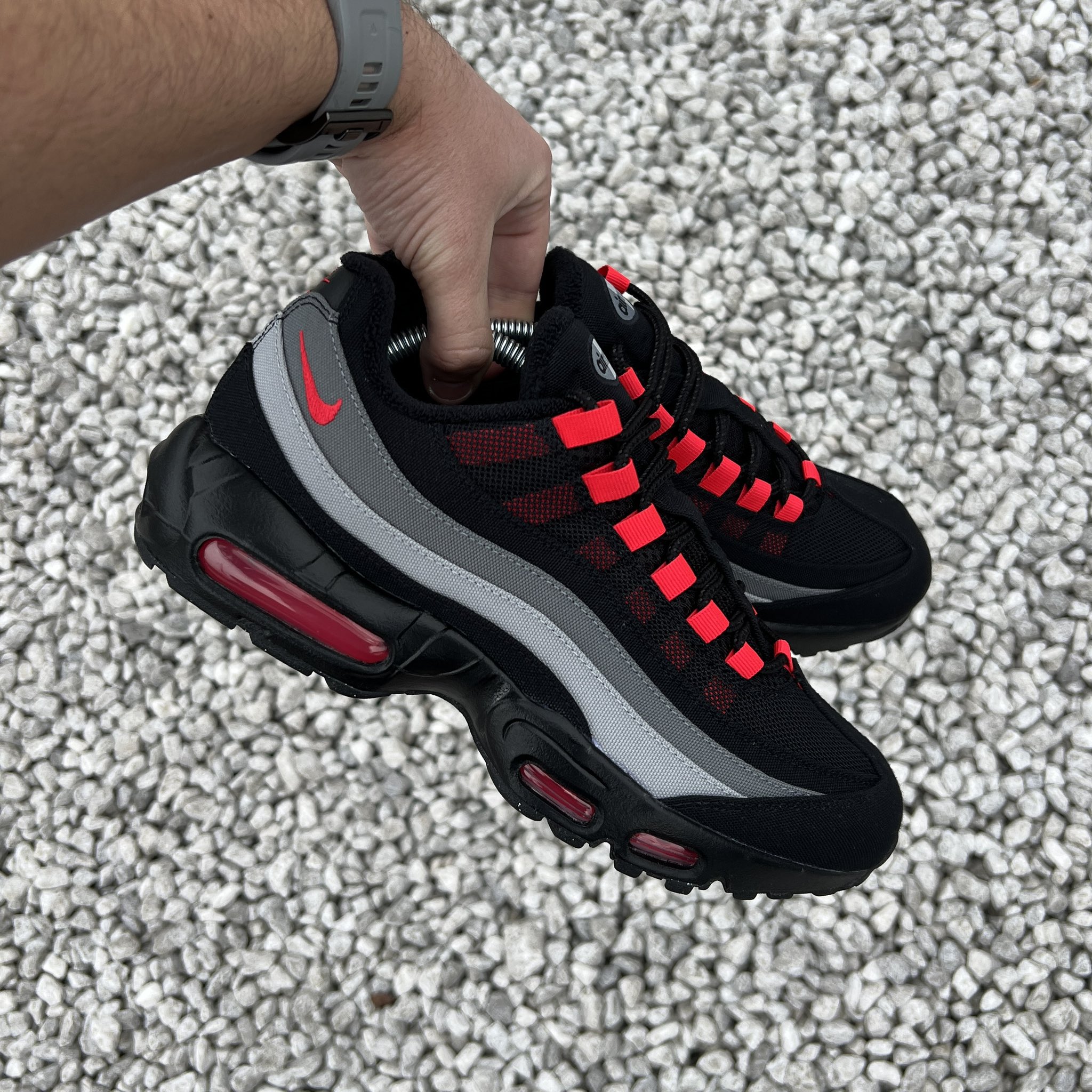 Bennetts on X Nike Air Max 95 By You Reverse Siren Red https t j5HEJSRYxQ X