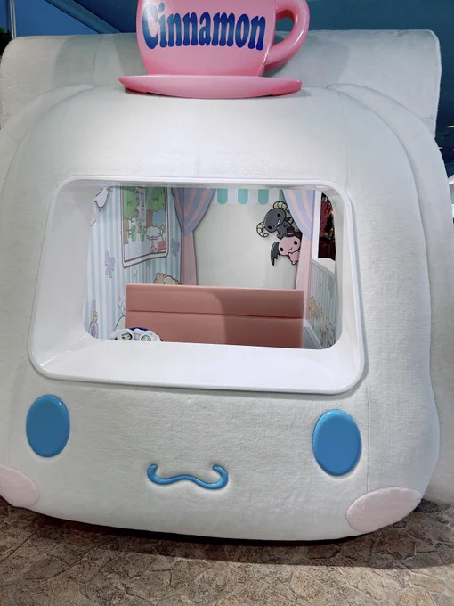 この前初めてピューロに行ってきたんだけどあまりにも癒し空間だった…写真たくさん撮ったので載せちゃう!※シナモンが可愛すぎて悶える自我写ってます 