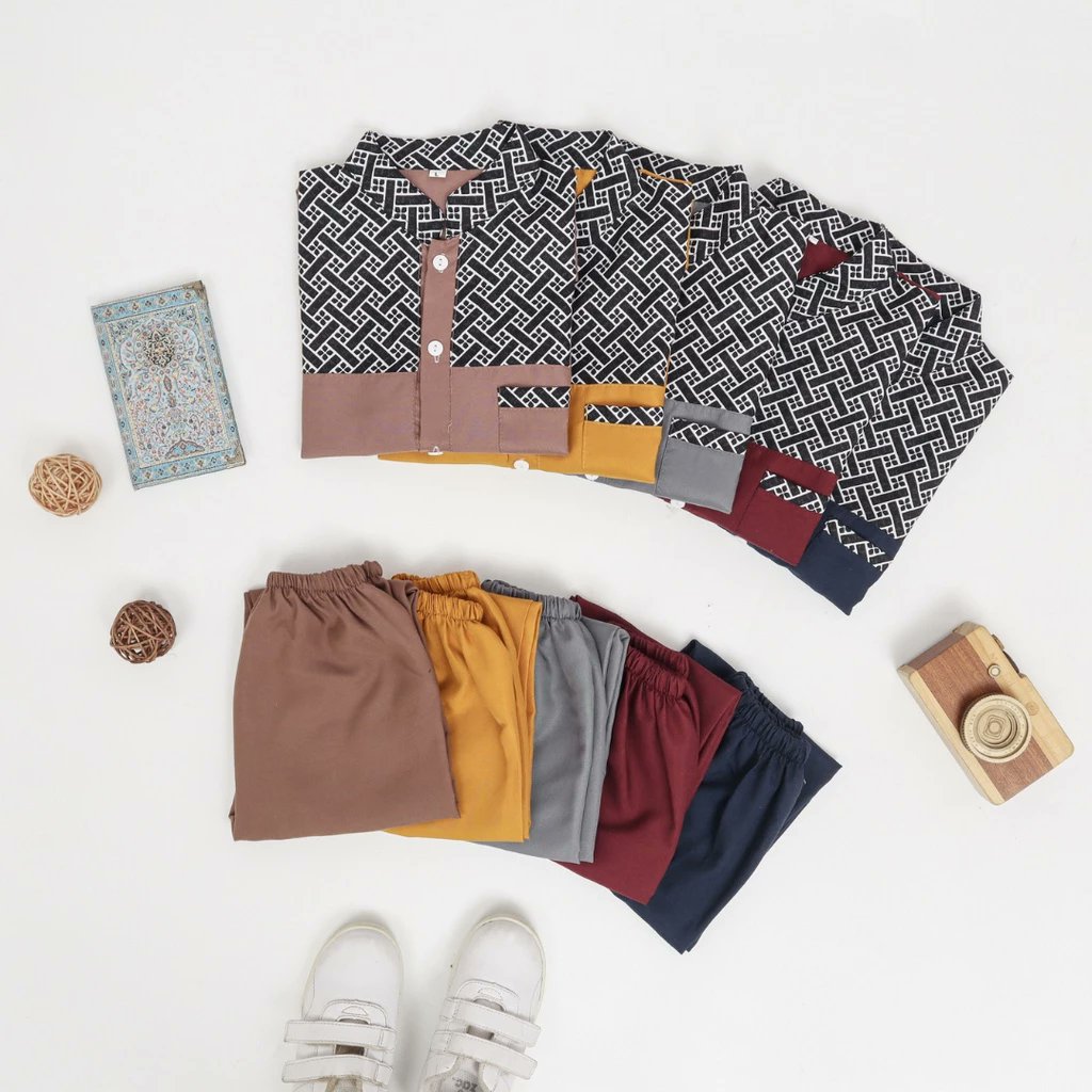 sonia___17's tweet photo. 📌Rekomendasi Baju Koko setelan anak 1 - 10 thn

🖇️. https://t.co/Lxr1y4Qy5a https://t.co/mijf1oznOW
