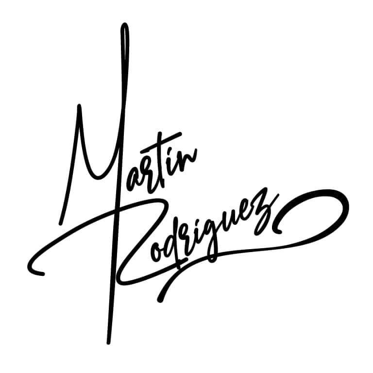 chef_martinr's tweet photo. Sabes mi nombre, pero no mi historia
Has oído lo que he hecho, pero no lo que he pasado.
Sabes donde estoy, pero no de donde vengo.
Me ves reír, pero no sabes lo que he sufrido.
Deja de juzgarme, saber mi nombre no implica conocerme.
#chefmartinrodriguez https://t.co/ZBIivFiwIw