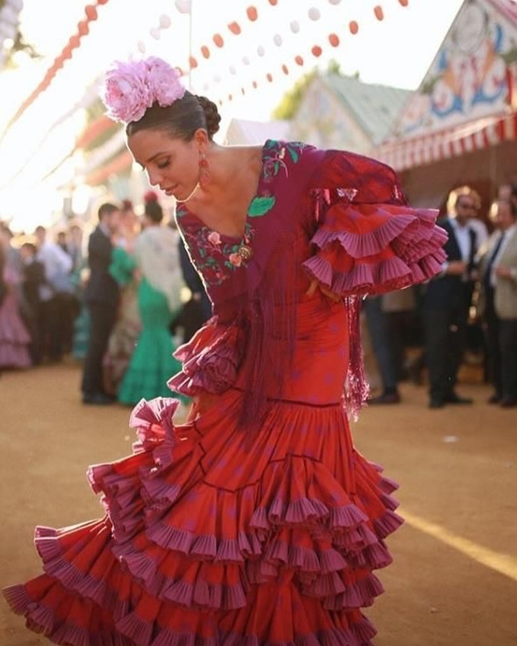 💃 M - 1 mois avant l'ouverture de la Feria de Abril, à Séville (Andalousie) qui se déroulera du 14 au 20 avril, cette année !
#feriadeabril2024 #feriadeabril #feriadesevilla2024 #feriadesevilla
#vámonos