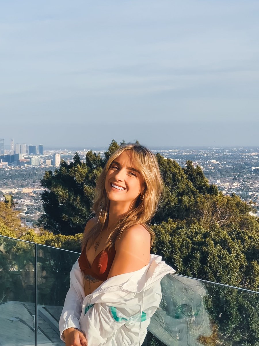 kellyyjackk's tweet photo. Hi guys🤍 Long time no talk https://t.co/fRsve4bia1