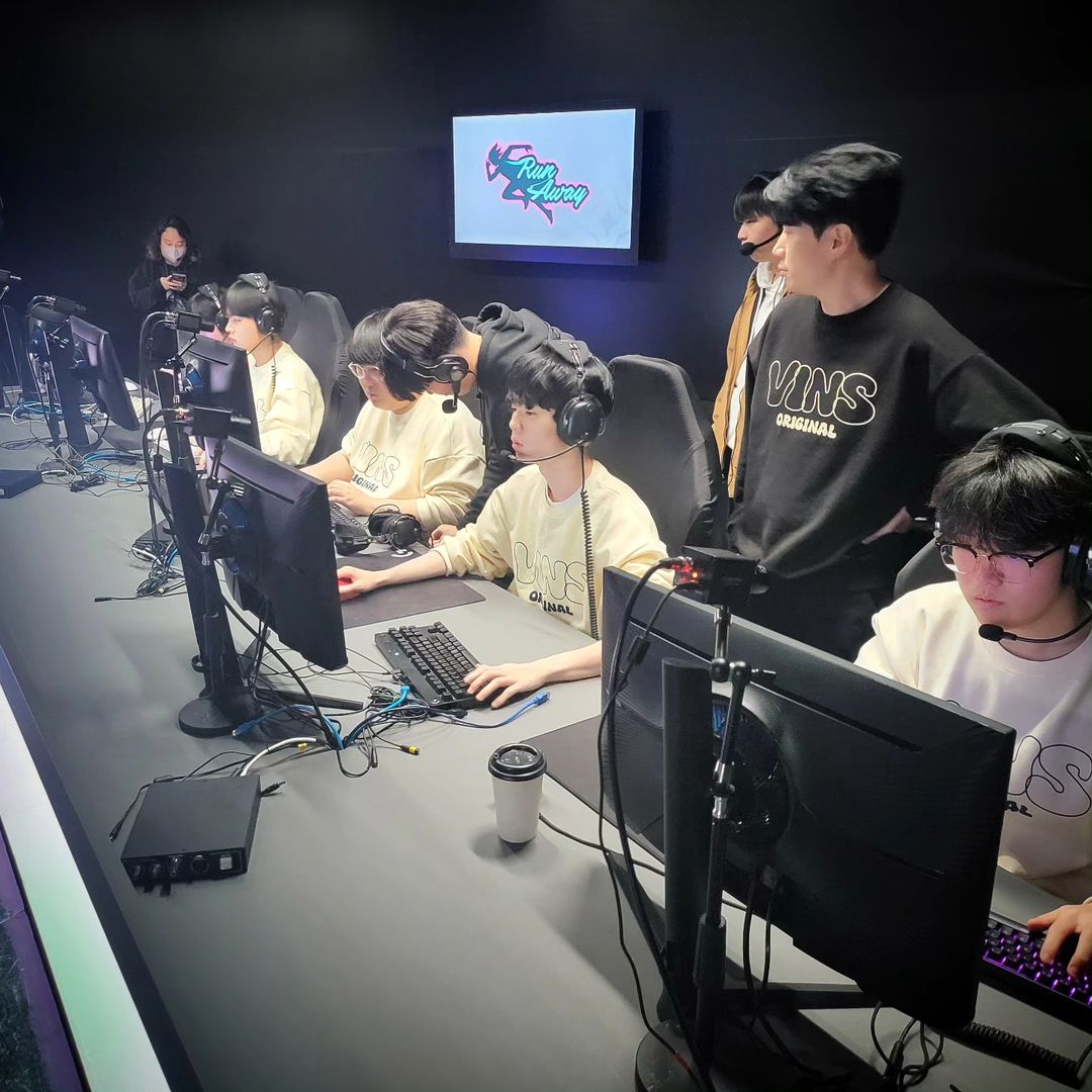 Runaway OW I 러너웨이 OW tweet media