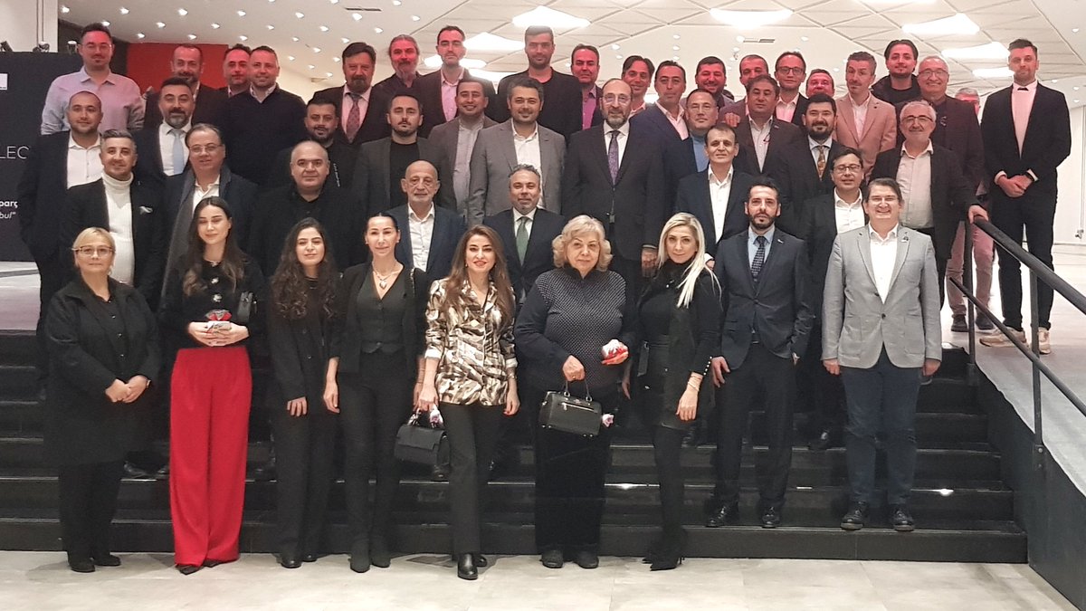 ufyd2019's tweet photo. İstanbul Fuar Merkezi yönetiminin 13 Mart 2024 Çarşamba akşamı düzenlemiş olduğu iftar yemeğine katıldık. Derneğimizi temsilen Yönetim Kurulu üyelerimiz, davetli üyelerimiz ile birlikte iftar yemeğine katıldı.
https://t.co/5WUaVc766N https://t.co/Vgn9KUo0mO