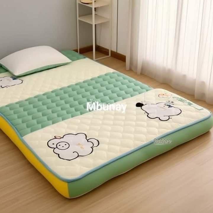 Media Sosial tweet media