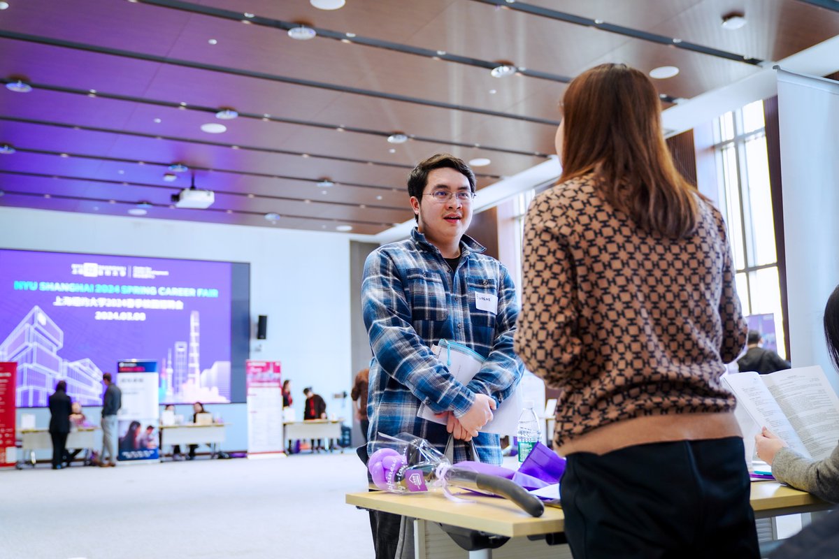 NYU Shanghai's on-campus Career Fair welcomed over 40 companies across 15 industries, from business and finance to technology. Students discovered over 150 job opportunities to apply for while networking with professionals and learning about career paths. #CareerDevelopment