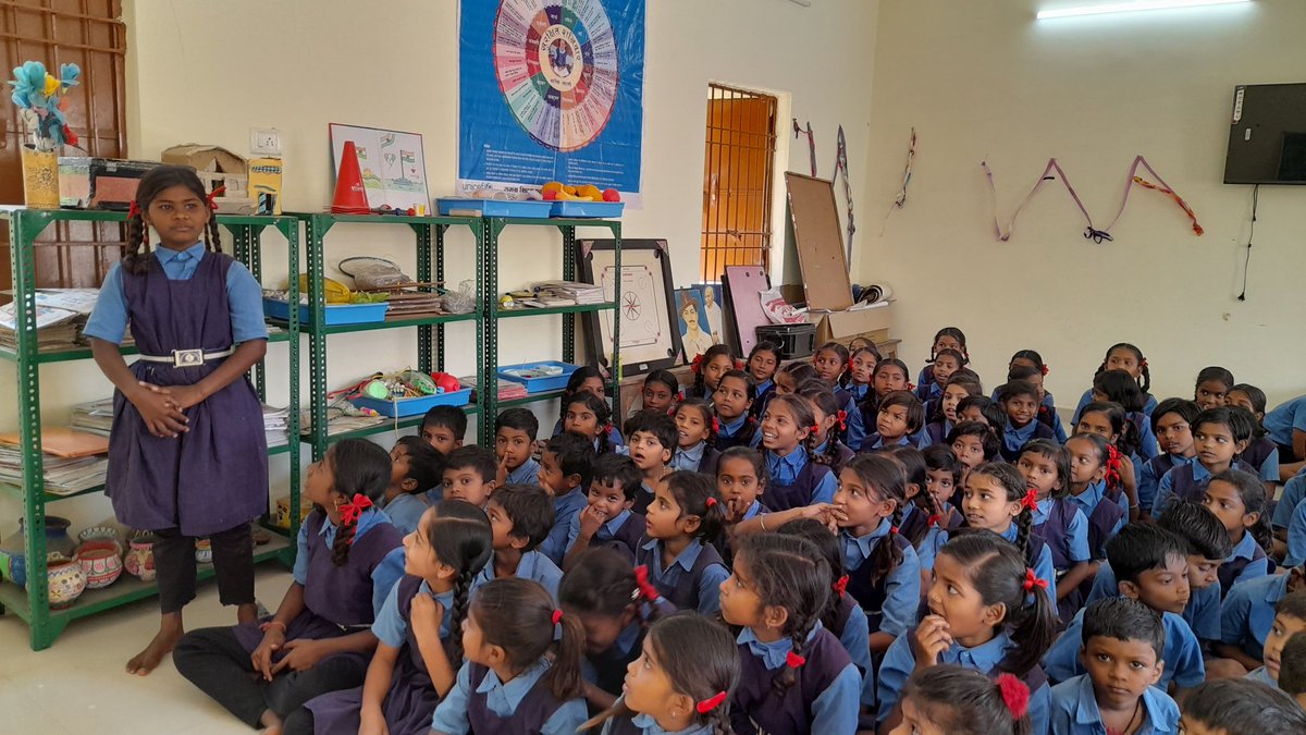 युवोदय #durgdoot द्वारा #पोषणपखवाड़ा के अंतर्गत शासकीय प्राथमिक शाला एवं शासकीय पूर्व माध्यमिक शाला, ग्राम- खम्हरिया के छात्र-छात्राओं को पोषण युक्त आहार लेने के विषय में जानकारी दी गई।

@_NSSIndia @narendramodi @ianuragthakur @ChhattisgarhCMO @jobzachariah @abhisheksinghDP