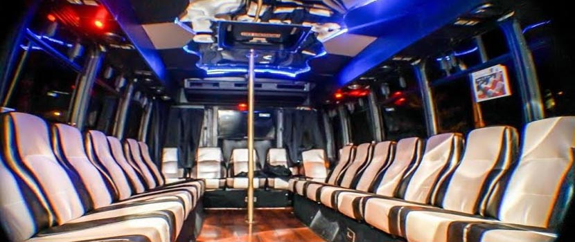Party bus service in Philadelphia will take you to your specified destination on time. phillylimorentals.com/party-bus-phil… #philadelphia #limousine #limorental #limo #limoservice #transportation #partybus