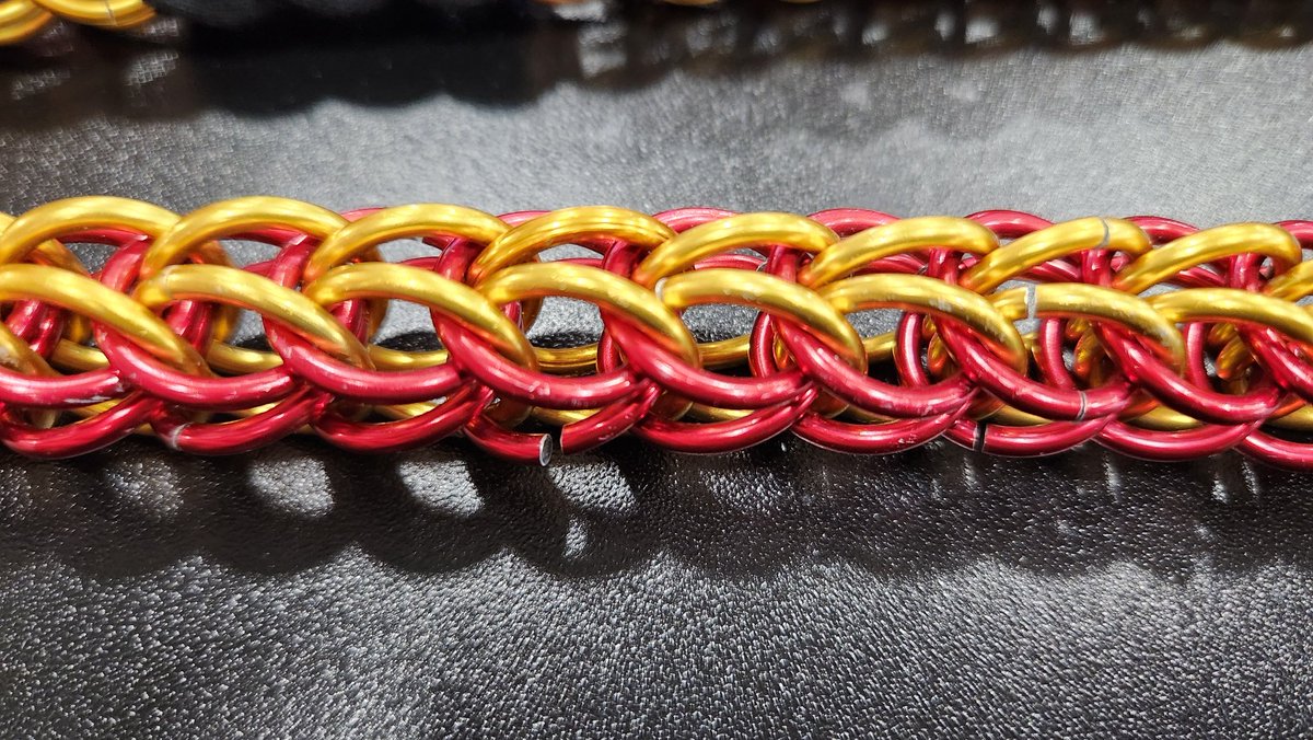 ManzurisMaille's tweet photo. Had a coworker find out about my chainmaille and asked me to modify a previously made chain they got somewhere else..... My lord, I'm gonna have to fix almost every single ring on this chain.

Looks to be 16 SWG 3/8" TRL Rings based on the wonky cuts. https://t.co/8U5ukcC9Mi