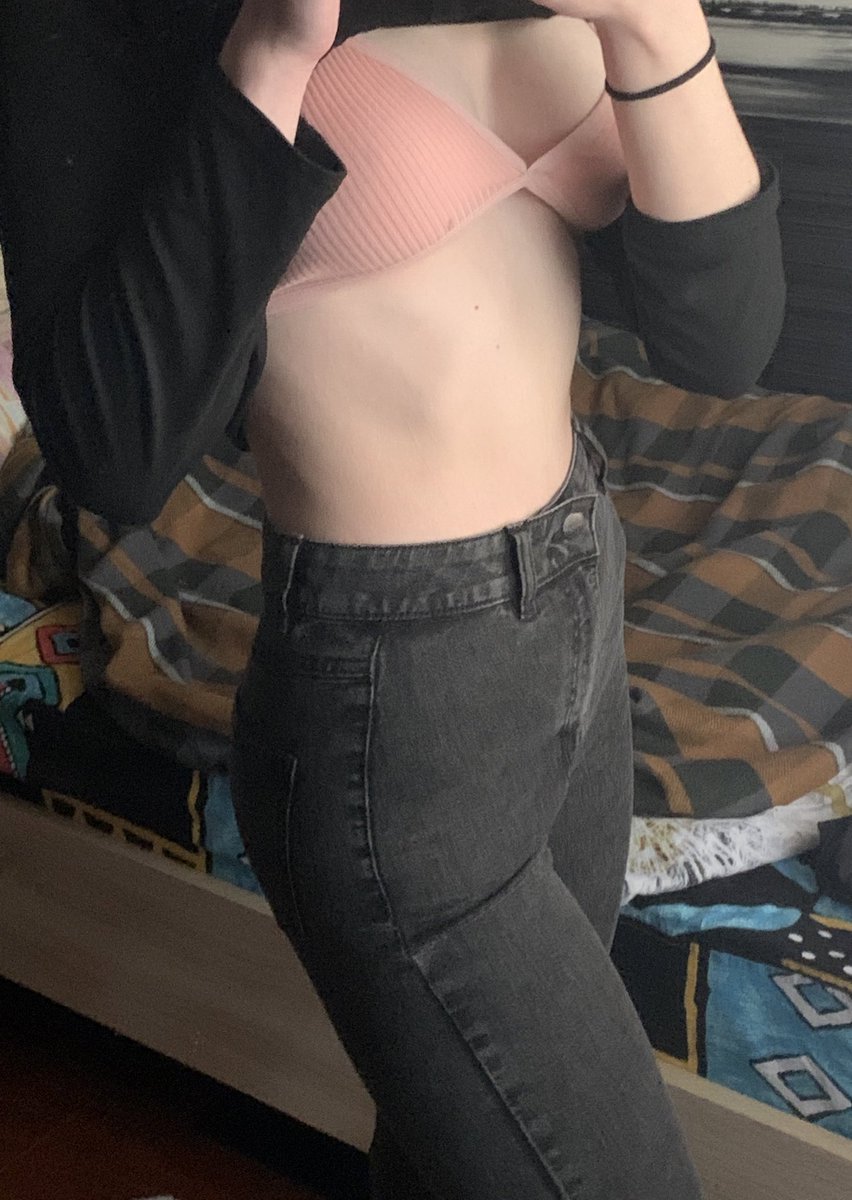 утром собиралась на работку, поэтому скромненько
#нюдсочетверг