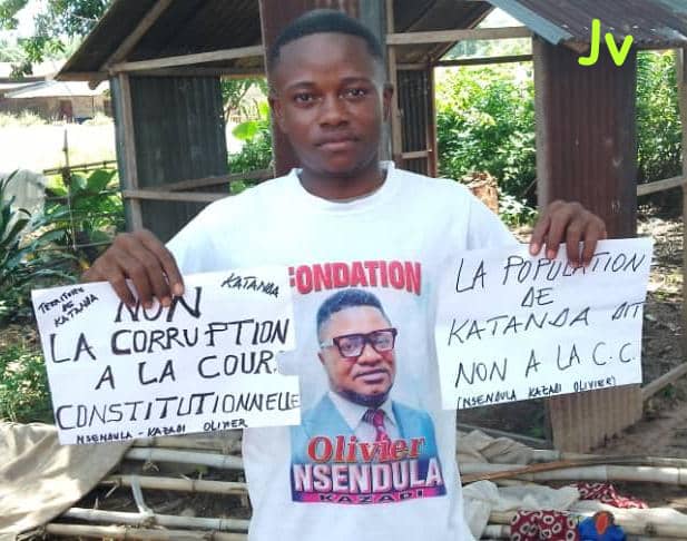 Mielngoma11's tweet photo. Psaumes 43:1
Concept des Versets 
Rends-moi justice, ô Dieu, défends ma cause contre une nation infidèle! Délivre-moi des hommes de fraude et d'iniquité 
#justice pour #nsendula  wa kazadi. 🙏🙏🙏🙏🙏🙏 https://t.co/Ugxk8bMMbT