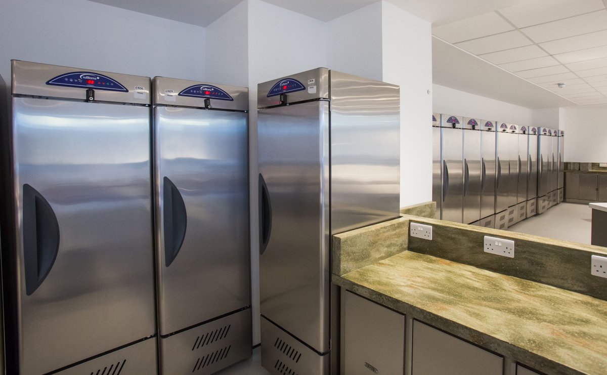 WilliamsRef's tweet photo. 🕰️ #ThrowbackThursday to a bespoke refrigeration installation at Edinburgh University. We worked with the university to provide 64 Zircon fridges and 40 freezers tailored to specific needs, including extra security and compartmentalisation! 
#Edinburgh #BespokeSolution https://t.co/h5lVIOghjQ