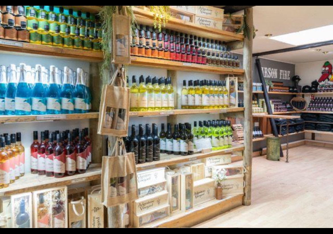 Summer must be coming as we are ready to open🎉 Wednesday - Saturday 10-4.30 and Sunday 11-4.30, music starts in July.