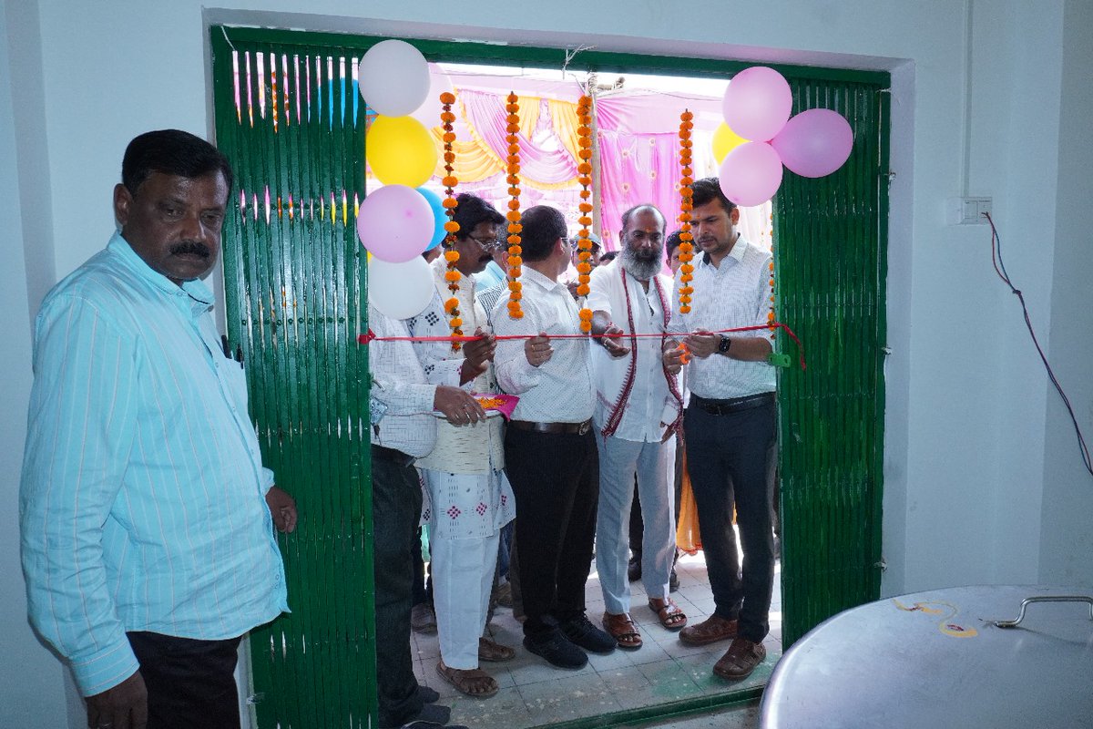 MilkRegional's tweet photo. Inauguration of Kundheigola BMC of Deogarh district on dt.12.3.2024 by collector Sri Somesh Kumar Upadhya. IAS.
#districtadministrationdeogarh 
#CMOOdisha 
#OMFED https://t.co/hHc7E2FneT