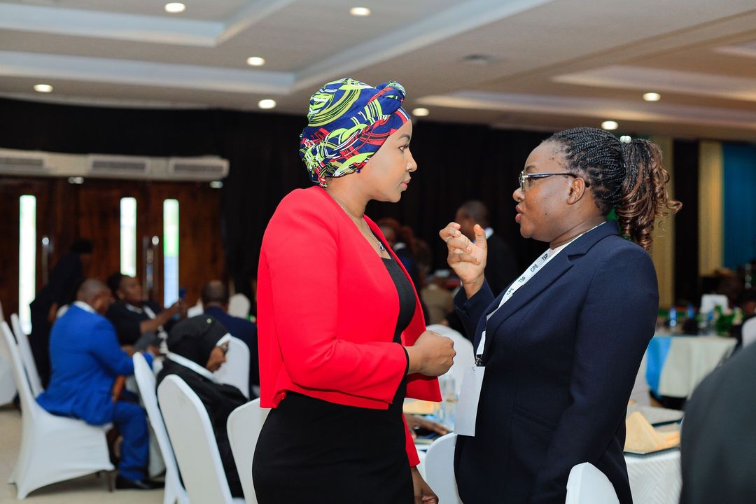 TransformingL15's tweet photo. Programu hii pia itaimarisha mazingira ya #walimu katika dhana ya ufundishaji na ujifunzaji pamoja na kutoa ufadhili wa masomo kwa #walimu watakaofundisha wanafunzi wenye mahitaji maalum. #tunaboreshaelimuyetu https://t.co/jXwZ5SKduC