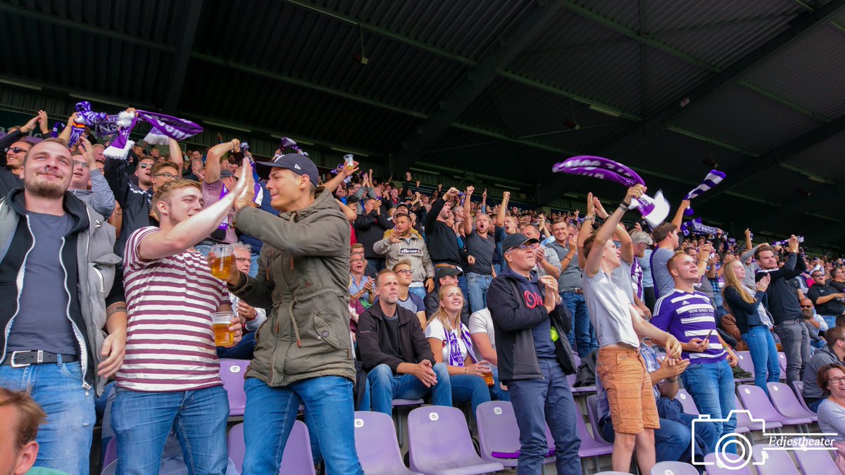 Stadion an der Bremer Brücke
VfL Osnabrück

#groundhopping #groundspotting #stadiumhopping #ground #stadion #stadium #stade #estadio #stadio #stadionautist #groundhopper #vflosnabrück #osnabrück #anderbremerbrücke #violets #theviolets #germany #deutschland #duitsland #osnabruck