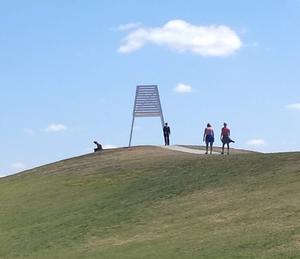 Join us for the Elwood song cycle this Saturday. Visit delightful Elwood story songs in the landscape. And the amazing Yalukit Willam Reserve.

Gentle 10kms in best company.

Sat 16, 10.30 to 1

Free, bookings trybooking.com/CPAKH