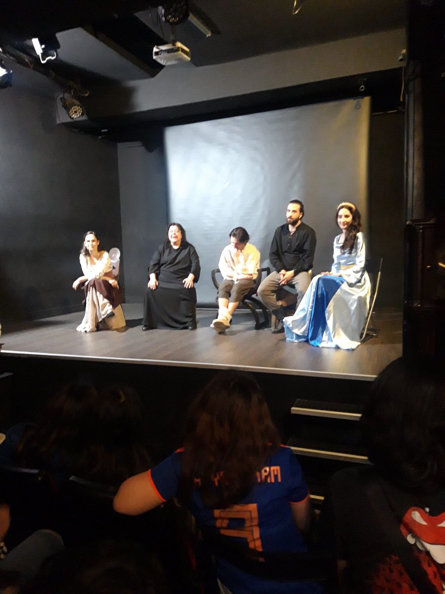IesMMolina's tweet photo. Una jornada más de teatro. Los alumnos de 3º ESO en una representación de La Celestina. Gracias @Estudio2Galiana https://t.co/jckMaNwWxY