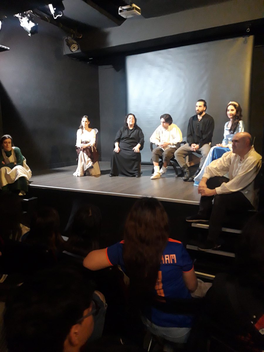 IesMMolina's tweet photo. Una jornada más de teatro. Los alumnos de 3º ESO en una representación de La Celestina. Gracias @Estudio2Galiana https://t.co/jckMaNwWxY