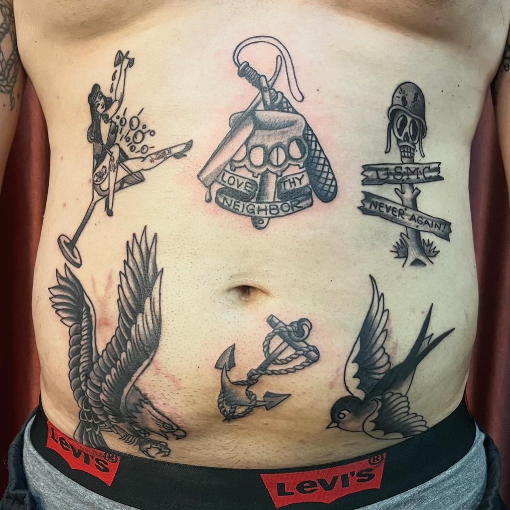 Mickeyink333's tweet photo. Oldie tattoo Classic is always cool 😎 🤙🏻
ขอบคุณคับ 🙇🏻♂️
#เชียงใหม่ #ร้านสักเชียงใหม่ #chiangmai #chiangmaitattooshop #tattoochiangmai #ลายสัก #eternalink #fusionink #minimal #minimaltattoo #fyp #mickeyink333 #oldschool #oldschooltattoo #classic https://t.co/jHiyk4Kh1n